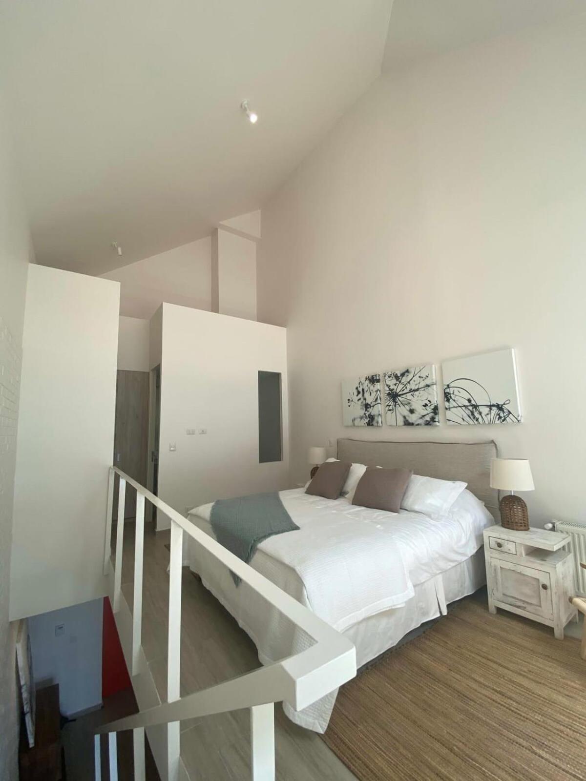 Hom I Envalparaiso, Loft Ubicado En Miradorbaron Parking 1613 *