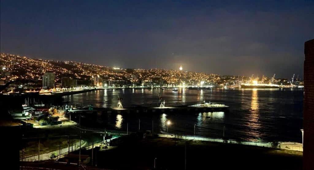 Apartment Hom I Envalparaiso, Loft Ubicado En Miradorbaron Parking 1613